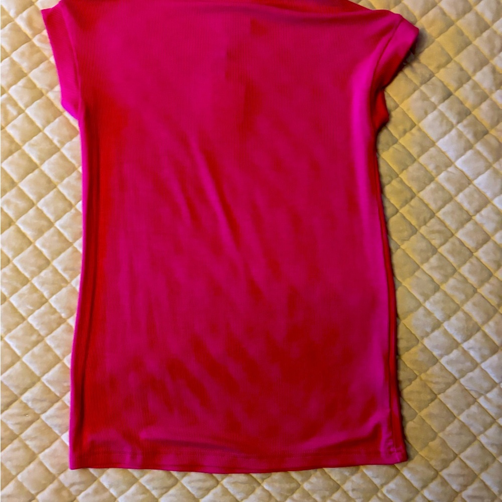 Chic Fuchsia Short Sleeve Women's Tee